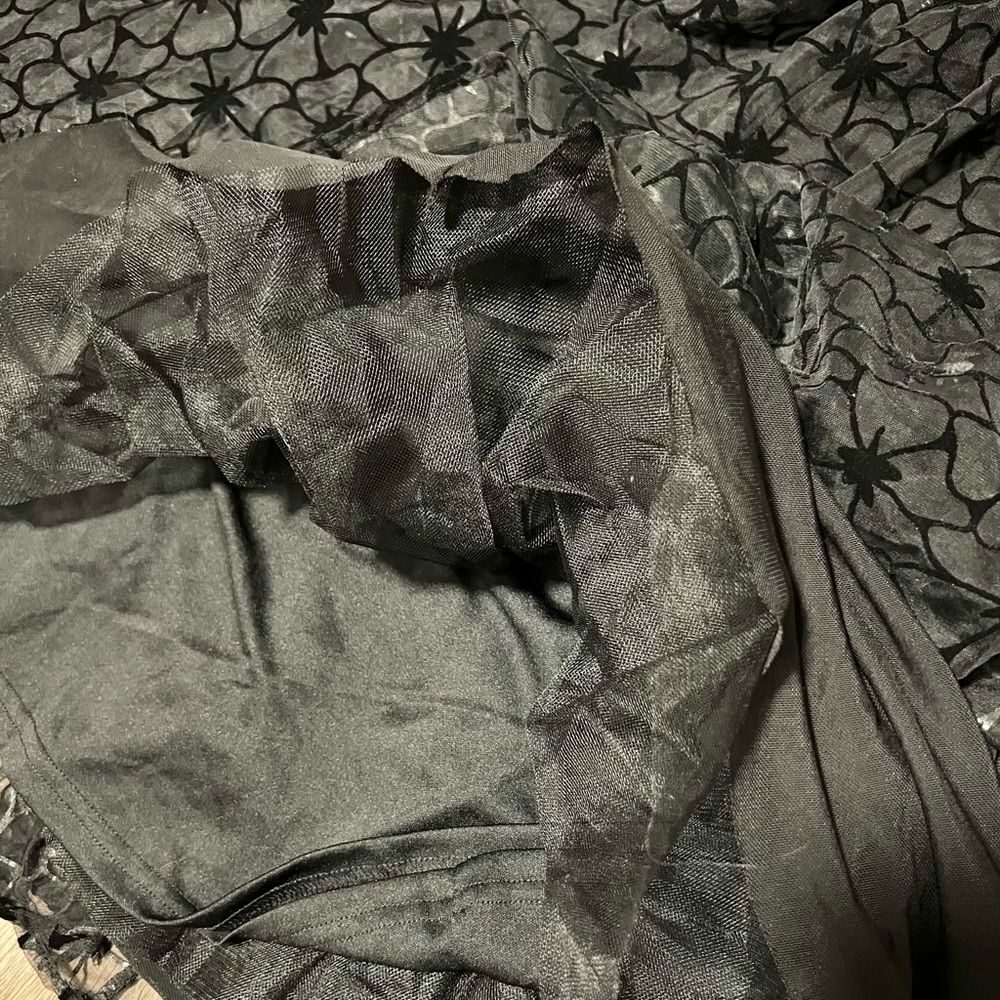 NWT Draper James Black Floral Velvet Burnout A-Line Skirt Holiday Tulle Size L - Picture 9 of 9